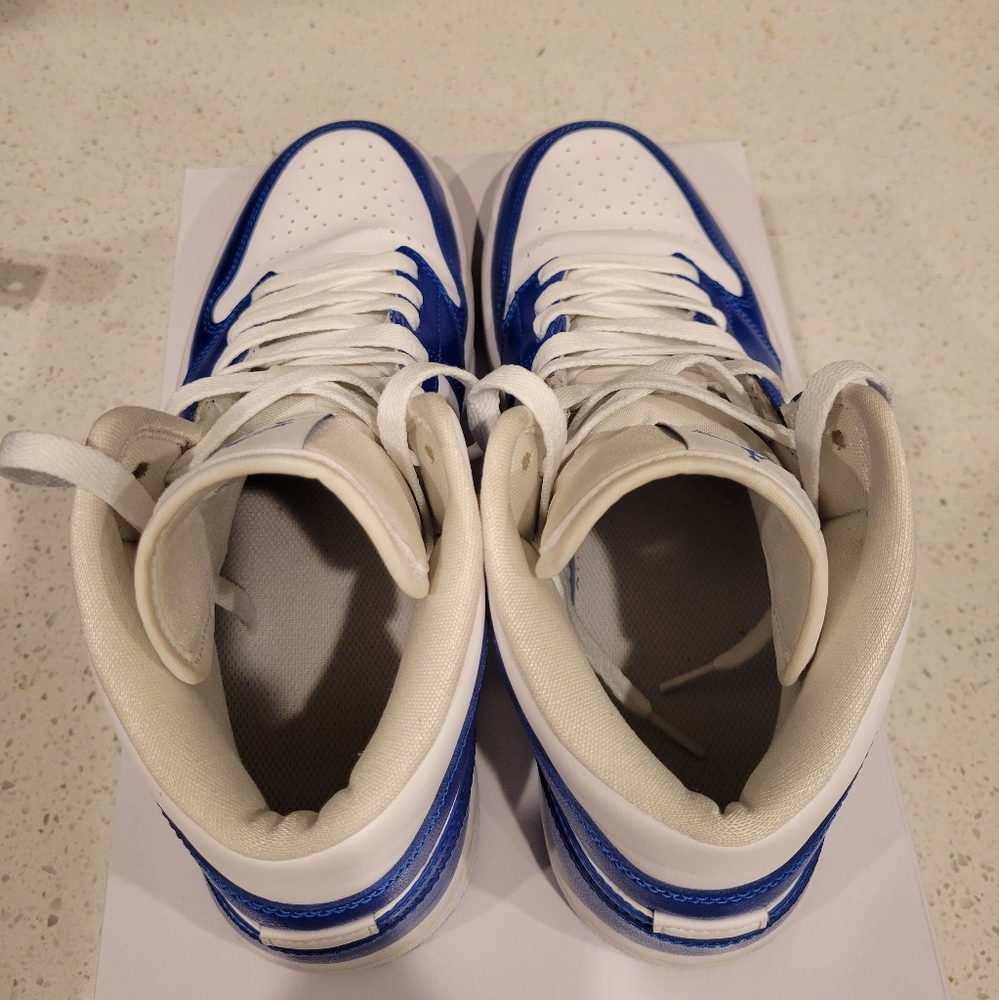 Wmns Nike Air Jordan 1 Mid 'Kentucky Blue' -- Size W11/M9.5 (With Box) - Picture 3 of 9